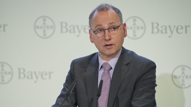 Bayer-Chef Werner Baumann fordert die Bundesregierung deutlich auf, Interessen deutscher Unternehmen gegenüber den USA zu vertreten. (Foto: dpa) 