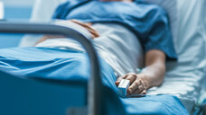 Sabizabulin könnte bei hospitalisierten COVID-19-Patienten mit hohem Risiko für ein akutes Atemnotsyndrom eingesetzt werden. (Foto: Gorodenkoff / AdobeStock)