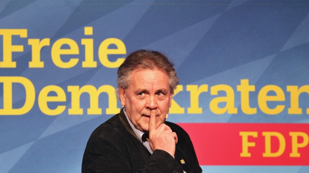 Contra aus Bayern: Der Vorsitzende der FDP Bayern, Albert Duin, widerspricht den Aussagen der FDP-Bundesvorsitzenden zum Apothekenmarkt in Teilen und fordert ein vorübergehendes Rx-Versandverbot. (Foto: dpa)