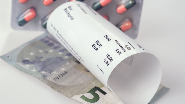 Mehr Kosten für Patienten: Nur noch 20 Prozent der Arzneimittel sind frei von der Zuzahlung. (Foto: kelifamily / Fotolia)