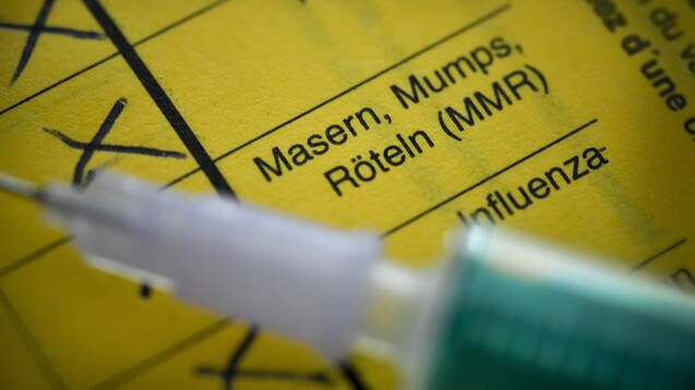 Es besteht nach Ansicht von BMG-Staatssekretärin Sabine Weiss (CDU) kein Bedarf an monovalenten Masernimpfstoffen. (s / Foto: imago images / Schöning)