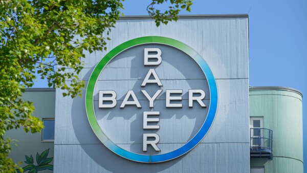 Bayer richtet Testlabor ein,  Chemieindustrie produziert Desinfektionsmittel