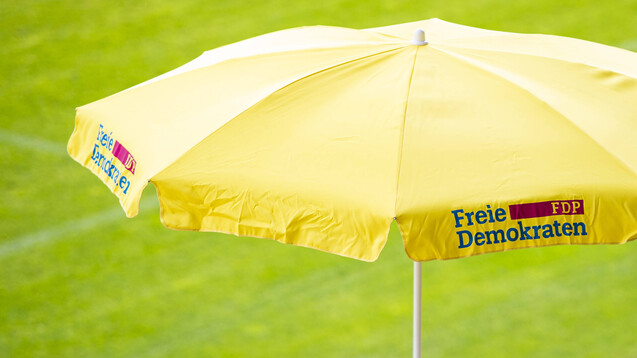 Die FDP befürwortet die Botendienstvergütung und das Makelverbot für E-Rezept-Tokens. (c / Foto: IMAGO / Kirchner-Media)