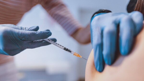 Apotheker müssen sich mit COVID-19-Impfungen noch gedulden