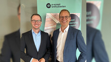 Der 1. Vorsitzende der E-Rezept-Enthusiasten Ralf König (l.) und Professor Steffen Hamm von der OTH Amberg-Weiden stellten das Zwischenergebnis ihrer Begleitstudie vor. (Foto: E-Rezept-Enthusiasten)