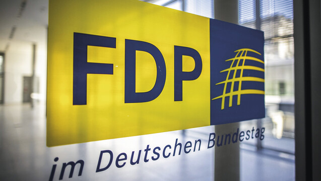 Die AG Gesundheit der FDP-Bundestagsfraktion hat erstmals ein Positionspapier zum Apothekenmarkt erarbeitet. Die Forderung nach Apothekenketten ist dort nicht enthalten. (Foto: Külker)