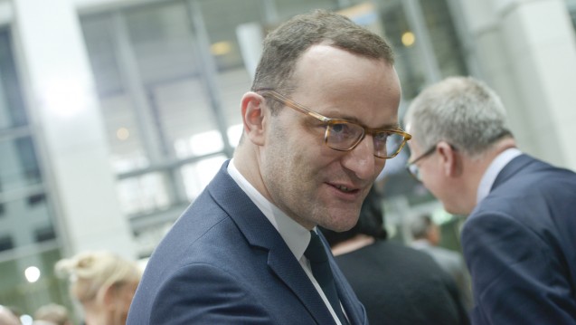 Nach Informationen von DAZ.online trifft die ABDA-Spitze in den ersten beiden Maiwochen auf den neuen Bundesgesundheitsminister Jens Spahn (CDU). (Foto: Külker)
