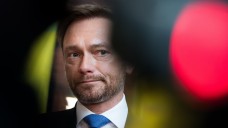 Sehr viel spricht dafür, dass der FDP-Exit von Christian Lindner auf parteistrategische Überlegungen zurückging, meint DAZ.online-Chefredakteur Benjamin Rohrer in seinem Kommentar. (Foto: dpa)