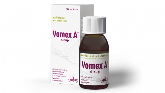 Bei zwei Chargen Vomex A Sirup hat sich eine fehlerhafte Angabe in die Gebrauchsinformationen eingeschlichen.(Foto: Klinge Pharma)