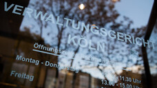 Das Verwaltungsgericht Köln hat sich mit den Informationen des BMG zum Fall Lunapharm befasst. So lange von „mutmaßlich“ gestohlenen Arzneimitteln die Rede ist, sieht das Gericht keinen Anlass, die Aussagen zu untersagen. (c / Foto: Imago)
