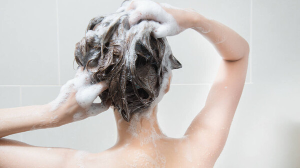 Neuer Duftstoff – was steckt hinter dem Stieprox-Shampoo-Rückruf?