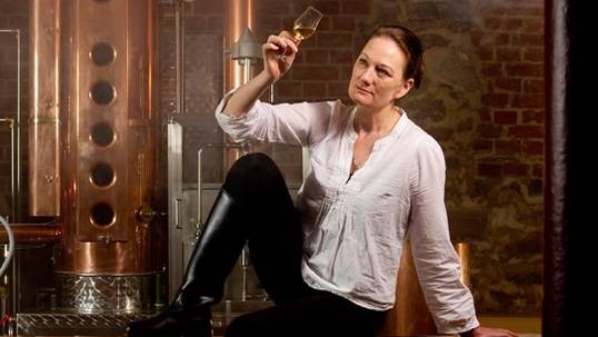 Cornelia Bohn: "Destillieren hat etwas Mystisches" (Foto: www.preussischerwhisky.de)