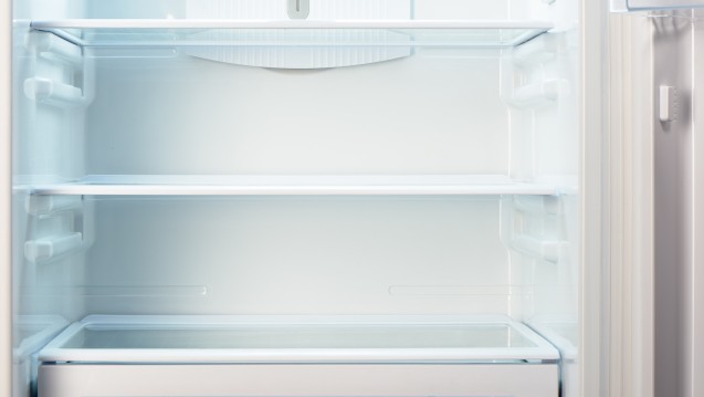 Leere Kühlschränke in der Apotheke: Bei vielen Impfstoffen gibt es Probleme mit der Lieferfähigkeit.(Foto: IntelWond / Fotolia)