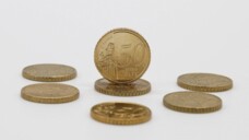 50 Cent Engpasspauschale – und es ist nicht einmal klar, wann sie ausgezahlt werden kann. (Bild: IMAGO / Daniel Scharinger)