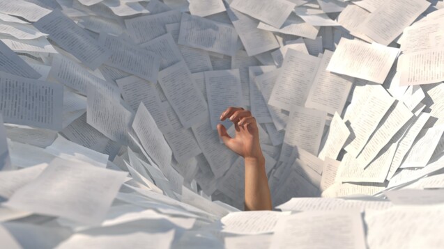 Für Krisensituationen bleiben auch wegen des Papierkriegs keine Kapazitäten. (Foto: Adobe Stock | Photobank)