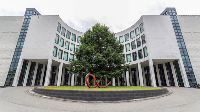 Die Generalbundesanwaltschaft in Karlsruhe will die Revision des Bottroper Zyto-Apothekers nach Informationen von DAZ.online zurückweisen. (s / Foto: imago images / stockhoff)