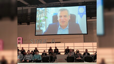 Israels Gesundheitsminister Nitzan Horowitz war der DMEA-Konferenz per Video zugeschaltet. (s / Foto: Anja Köhler)