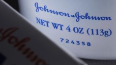 Von Johnson & Johnson finden sich auch viele OTC-Produkte in der Apotheke. (Foto: picture alliance / AP Photo) 