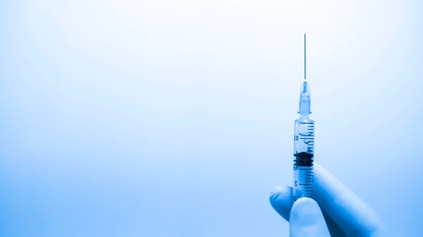 Seqirus liefert die ersten Grippeimpfstoffe aus