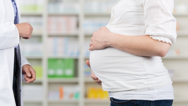 Schwangere und Stillende sollten der Weltgesundheitsorganisation WHO zufolge 250 Mikrogramm Jod täglich einnehmen. (Foto: contrastwerkstatt / Fotolia)