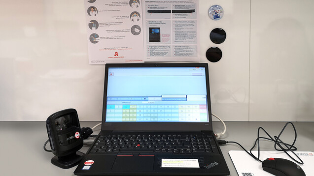Der Dienstleistungskonzern Noventi verteilt derzeit Laptops an Apotheken, damit diese an dem E-Rezept-Projekt mit der Techniker Krankenkasse teilnehmen können. (Foto: Noventi)