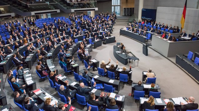 Der Bundestag hat sich einstimmig gegen die von der EU-Kommission geplante EU-Nutzenbewertung von Arzneimitteln ausgesprochen. (Foto: Imago)