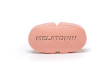 Melatinin ist in den USA nur als Nahrungsergänzung auf dem Markt. (Foto: MAGO / Science Photo Library)