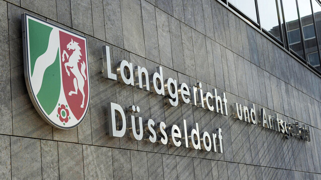 Das Amtsgericht Düsseldorf beschäftigt sich mit dem insolventen Apothekenrechenzentrum AvP. (Foto: imago images / Felix Jason)