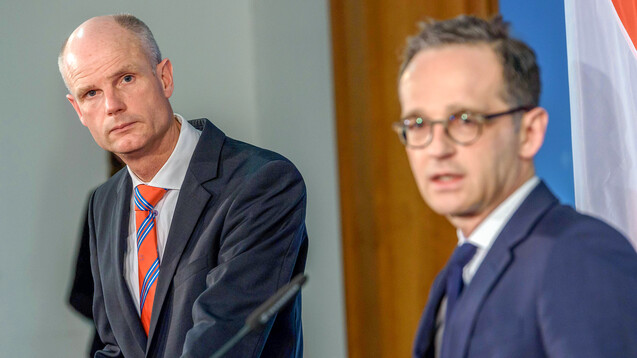 Der niederländische Außenminister Stef Blok (li.) hat sich beim deutschen Außenminister Heiko Maas (SPD) über das geplante RX-Versandverbot beschwert. (Foto: Imago)