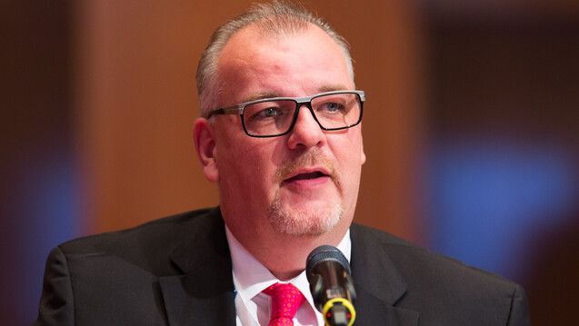 Brandenburgs Kammerpräsident Jens Dobbert ist sauer: Er traut den Angeboten von Jens Spahn (CDU) nicht und versteht ebenso wenig das Vorgehen der ABDA im Versandhandelskonflikt. (Foto: Schelbert)