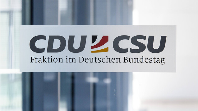 In einem aktuellen Positionspapier stellen Fachpolitiker der CDU/CSU-Bundestagsfraktion ihre Ideen für die Digitalisierung im Gesundheitswesen vor. (Foto: imago images / Christian Spicker)