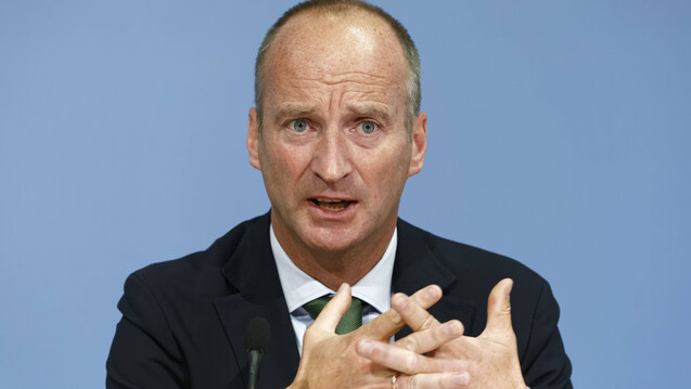 ABDA-Präsident Friedemann Schmidt verteidigt die Kommunikationspolitik des BfArM in der Valsartan-Krise. (m / Foto: Imago)