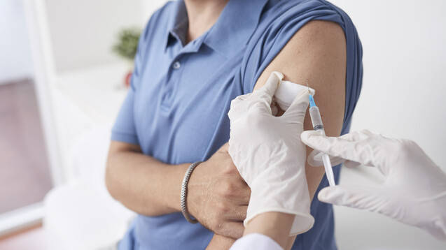 In der kommenden Influenza-Saison werden 40 Saarländische Apotheken die Grippeschutzimpfung anbieten. (Foto: DragonImages / Stock.adobe.com)