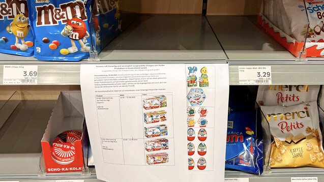 Bestimmte Schokoladenprodukte der Firma Ferrero wurden als wahrscheinlicher Infektionsweg von Salmonellosen identifiziert. (c / Foto: IMAGO / MiS)