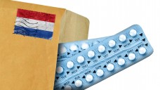 Einmal ein Rezept vorlegen und dann alle drei Monate die Pille per Post aus der holländischen Apotheke: Das Pillen-Abo macht es möglich. (Fotos: areeya_ann, peangdao, promesaartstudio / Fotolia)