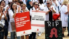 Protest gegen die Gesundheitspolitik der Regierung am 14. Juni in Berlin (Foto: imago images / Müller Stauffenberg)